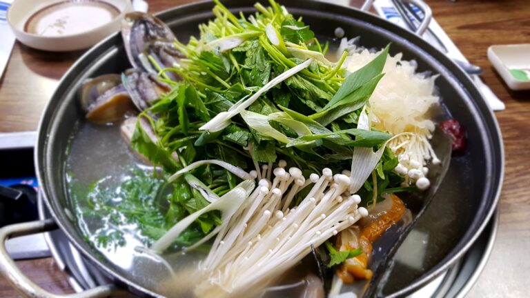 Vietnam Hot Pot