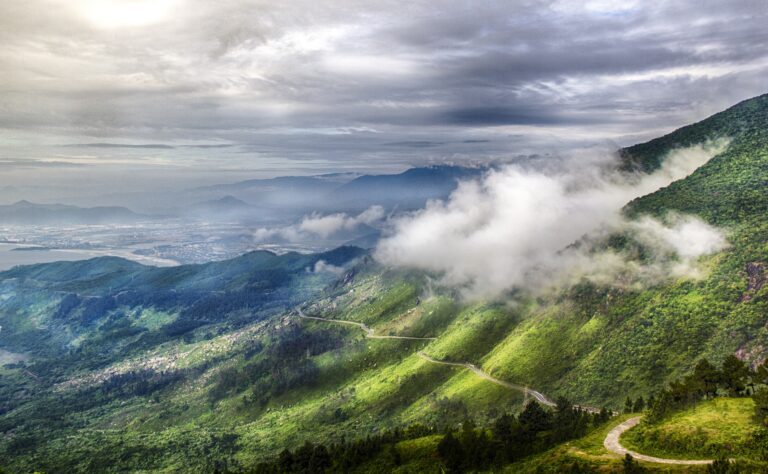 Danang Wolkenpass