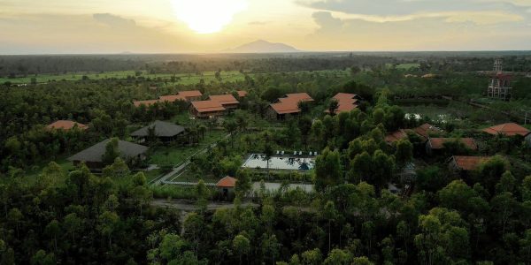 Smiling Gecko Aerial view Farmhouse